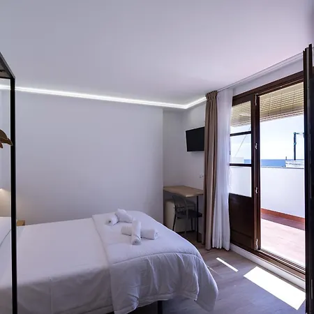 Casa Castell Orangecosta 4*