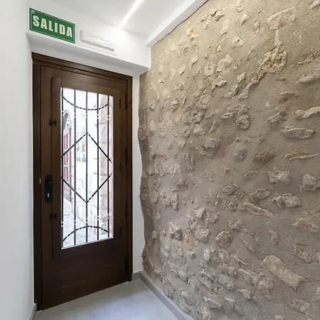 Affittacamere Casa Castell Orangecosta 4*