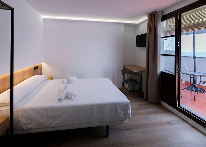 Casa Castell Orangecosta 3*